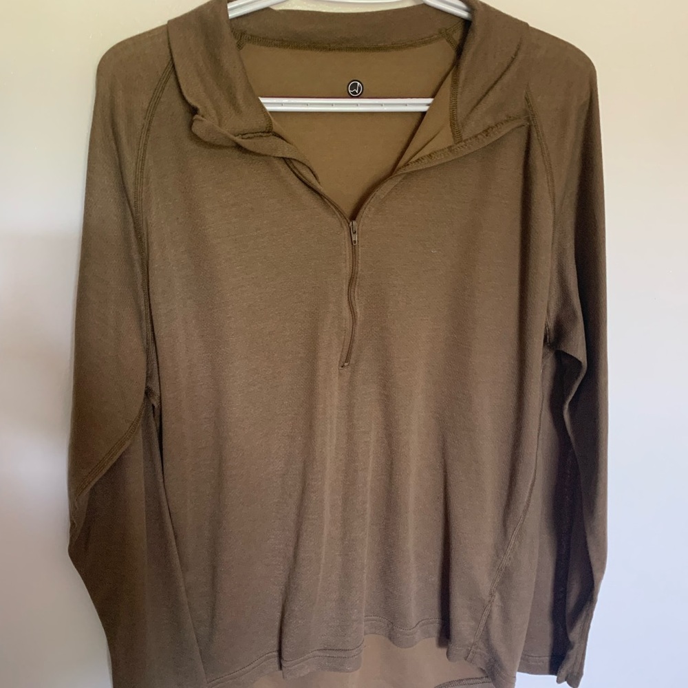 Brown Haly’s Pullover Sweatshirt